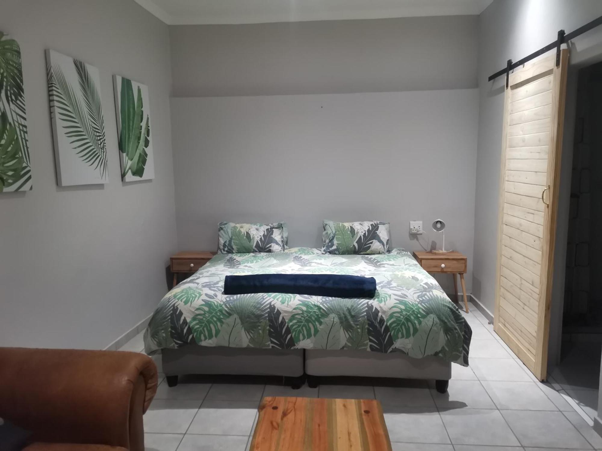 Amapondo Backpackers Lodge Port Saint Johnʼs Esterno foto